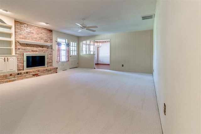 3609 Sunvalley Drive, Midwest City, OK 73110