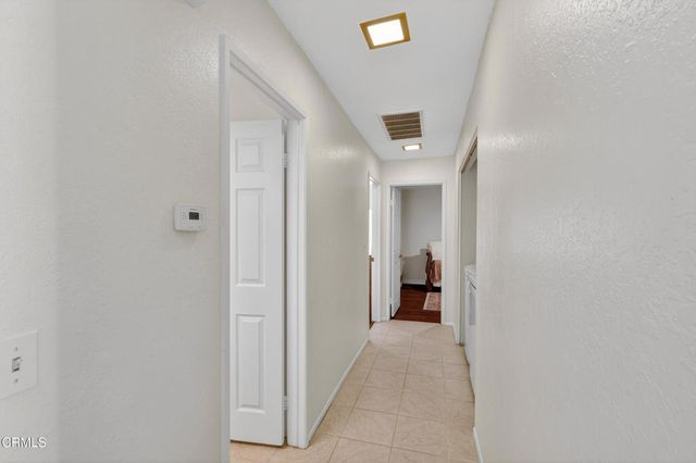 425 Jeremiah Drive A, Simi Valley, CA 93065