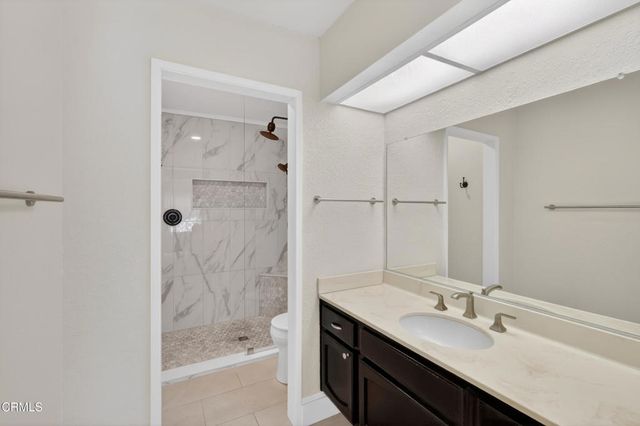 425 Jeremiah Drive A, Simi Valley, CA 93065