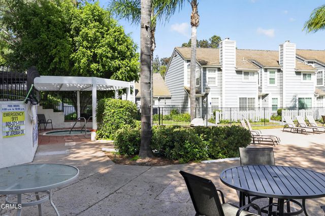 425 Jeremiah Drive A, Simi Valley, CA 93065