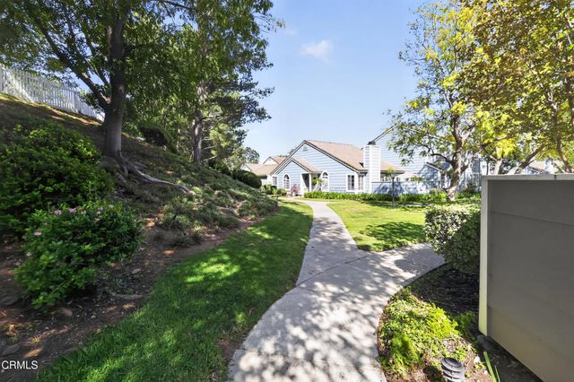 425 Jeremiah Drive A, Simi Valley, CA 93065