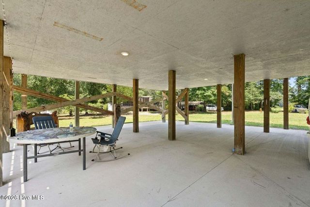 364 Murray Turner Farm Road, Burgaw, NC 28425