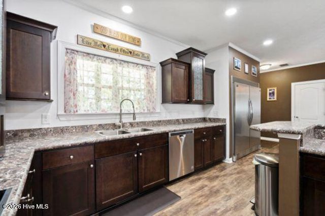 364 Murray Turner Farm Road, Burgaw, NC 28425