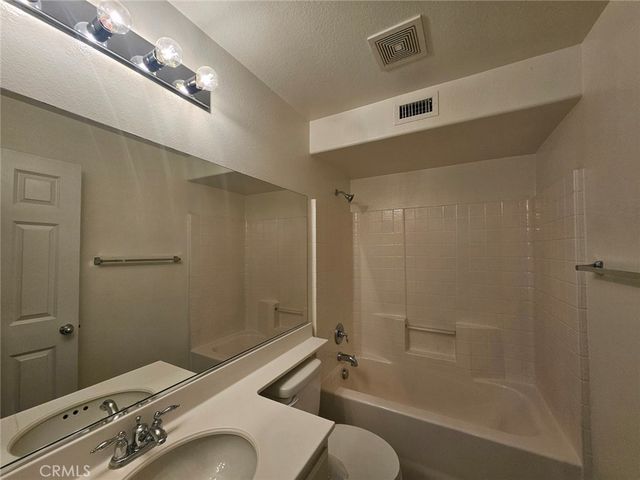 3944 Polk F, Riverside, CA 92505