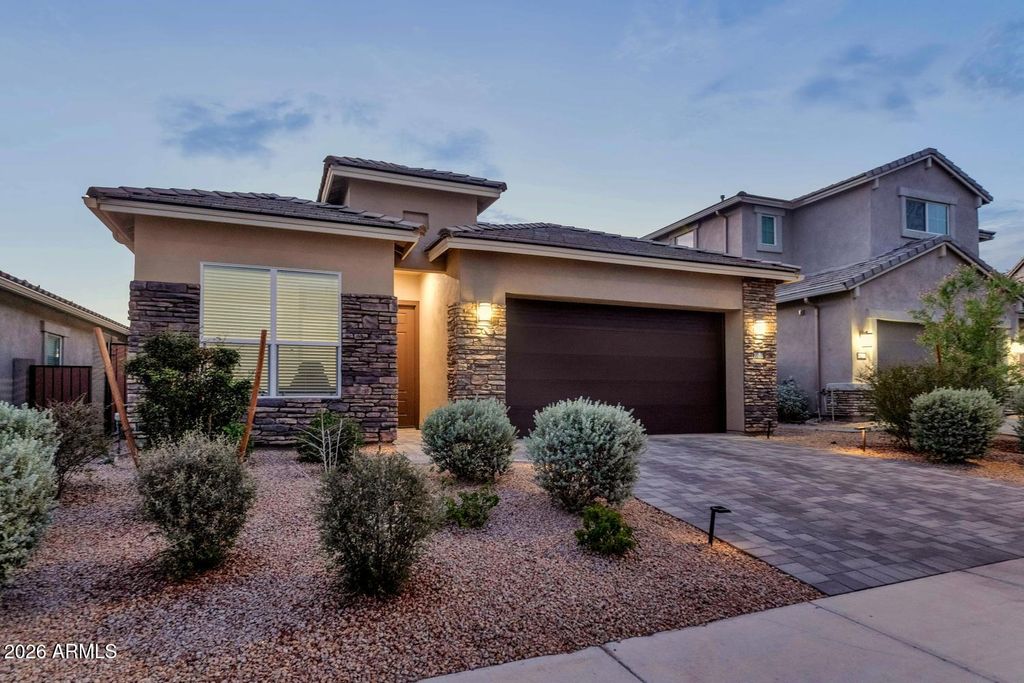 21926 N 61ST Way, Phoenix, AZ 85054 — photo 5