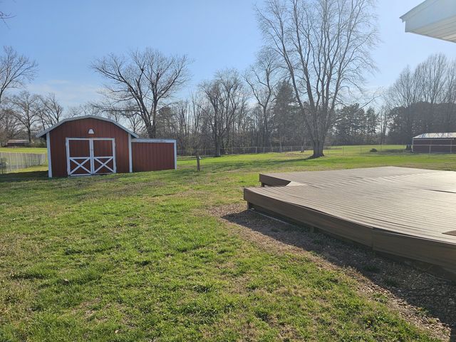 14927 E Clearview Road, Mt Vernon, IL 62864