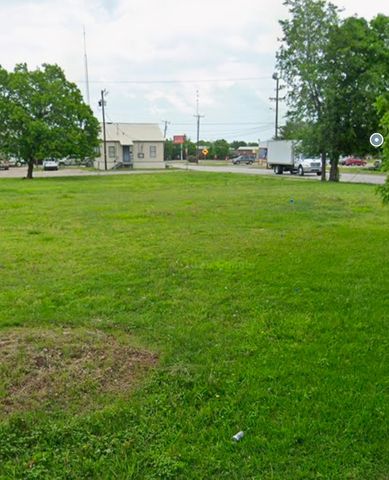 501 E Mulberry Street, Kaufman, TX 75142