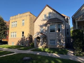 3755 N Christiana Avenue 2, Chicago, IL 60618