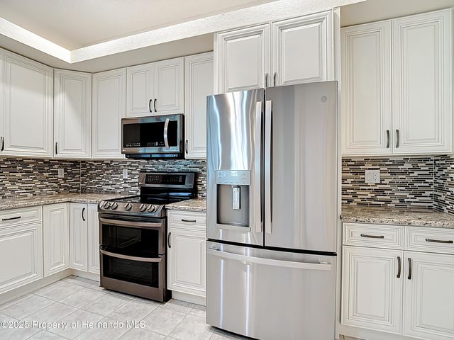 10296 Palmgren Lane, Spring Hill, FL 34608