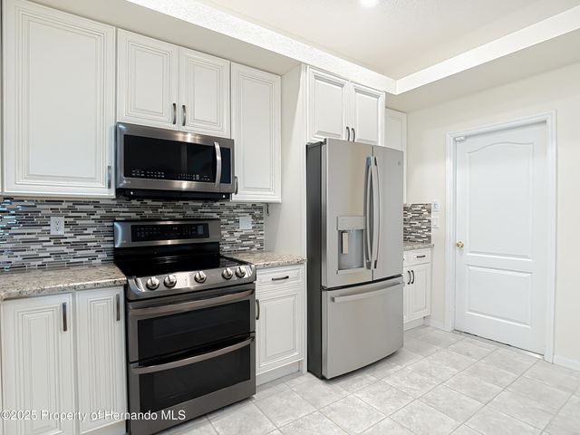 10296 Palmgren Lane, Spring Hill, FL 34608