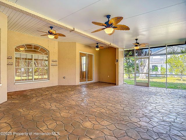 10296 Palmgren Lane, Spring Hill, FL 34608