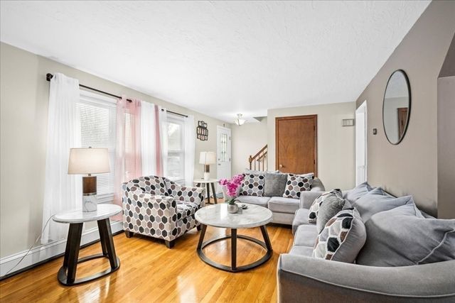 7 Webster St 7, Douglas, MA 01516