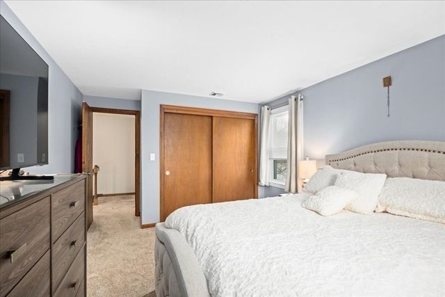 7 Webster St 7, Douglas, MA 01516