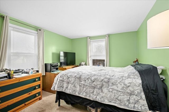 7 Webster St 7, Douglas, MA 01516