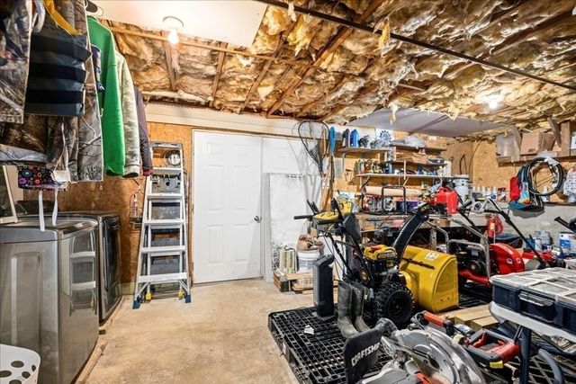 7 Webster St 7, Douglas, MA 01516