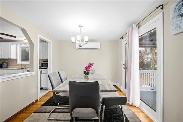 7 Webster St 7, Douglas, MA 01516