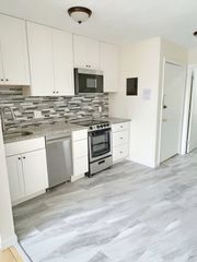 1027 Commonwealth Ave 20, Boston, MA 02215