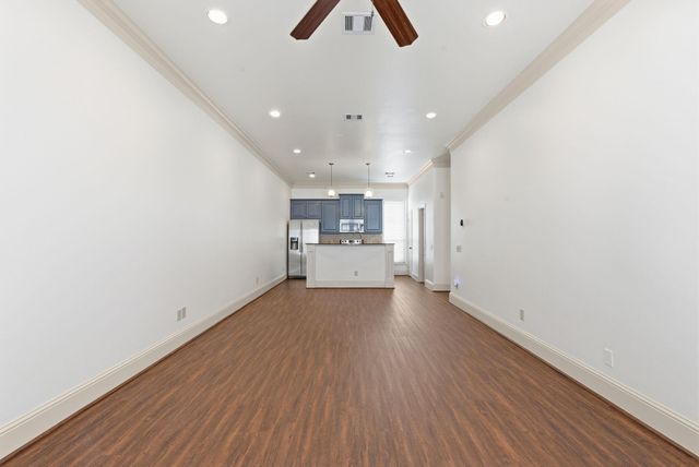 3105 Fairdale Oaks E, Houston, TX 77057