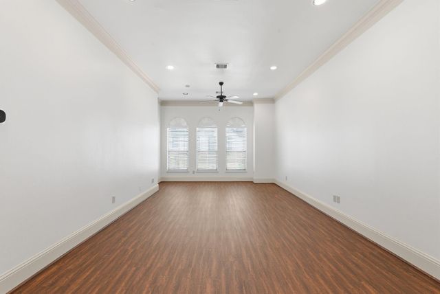 3105 Fairdale Oaks E, Houston, TX 77057