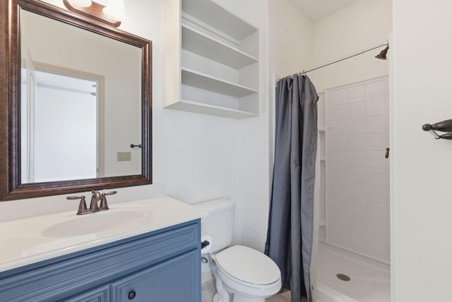 3105 Fairdale Oaks E, Houston, TX 77057