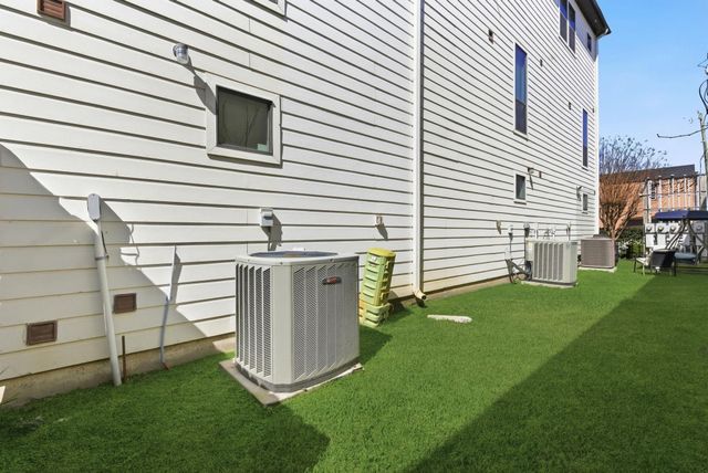 3105 Fairdale Oaks E, Houston, TX 77057