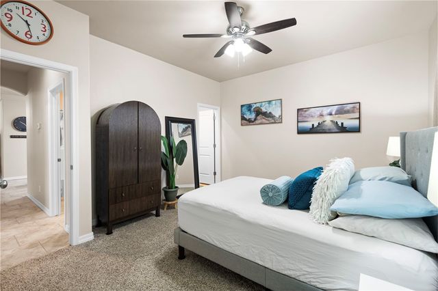 3283 E Farm Crest Avenue, Kingman, AZ 86409