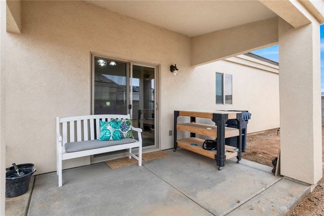 3283 E Farm Crest Avenue, Kingman, AZ 86409