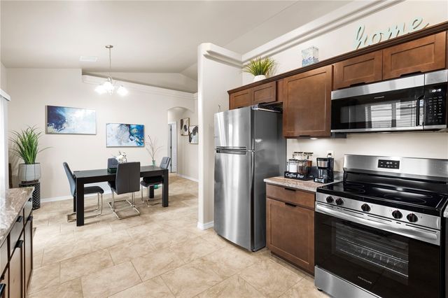 3283 E Farm Crest Avenue, Kingman, AZ 86409