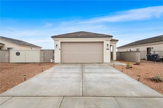 3283 E Farm Crest Avenue, Kingman, AZ 86409