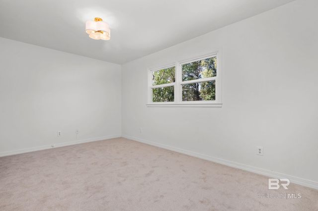 511 N Wacker Lane, Mobile, AL 36608