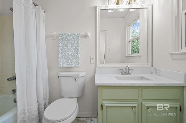 511 N Wacker Lane, Mobile, AL 36608