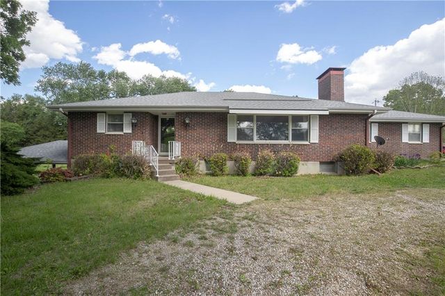 517 S 21 Street, Leavenworth, KS 66048