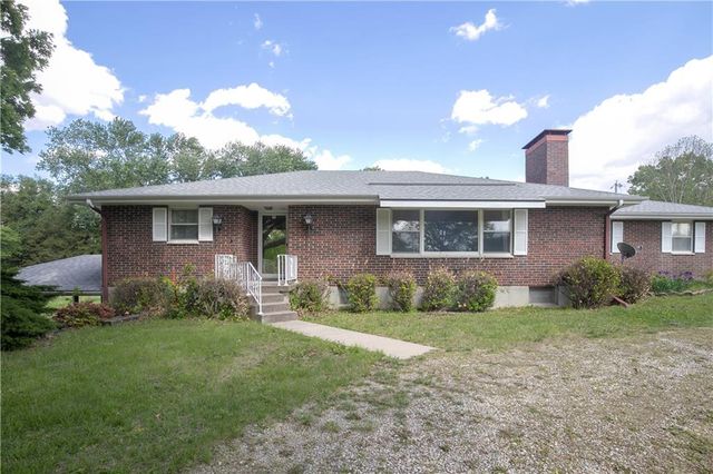 517 S 21 Street, Leavenworth, KS 66048