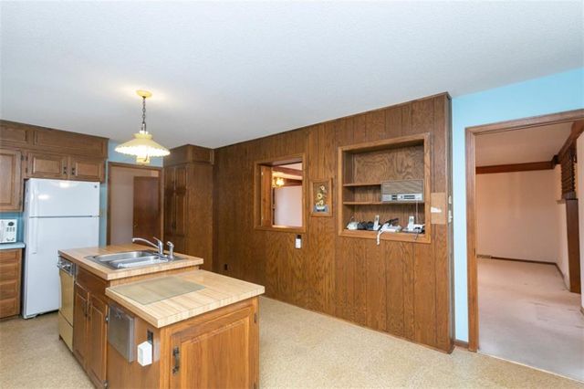 517 S 21 Street, Leavenworth, KS 66048
