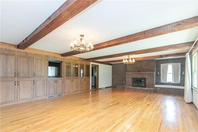 517 S 21 Street, Leavenworth, KS 66048
