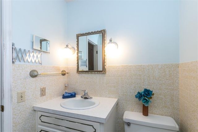 517 S 21 Street, Leavenworth, KS 66048