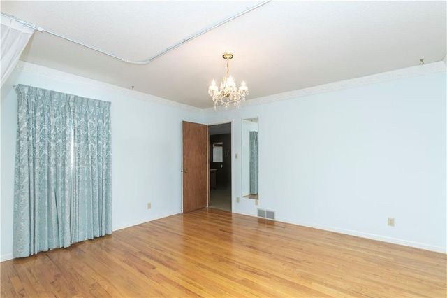 517 S 21 Street, Leavenworth, KS 66048