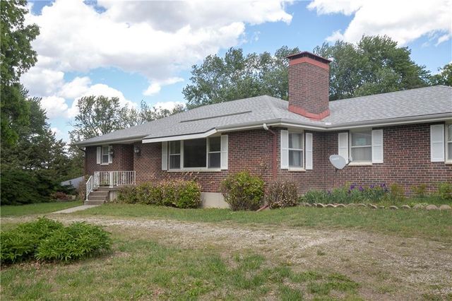 517 S 21 Street, Leavenworth, KS 66048