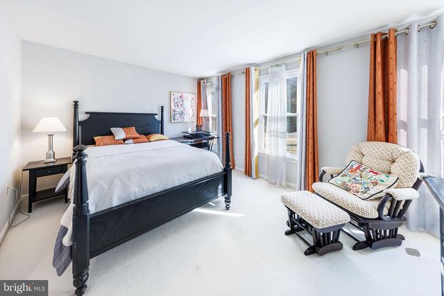 980 OLD HOLLY DR, Great Falls, VA 22066