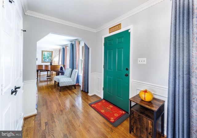 980 OLD HOLLY DR, Great Falls, VA 22066