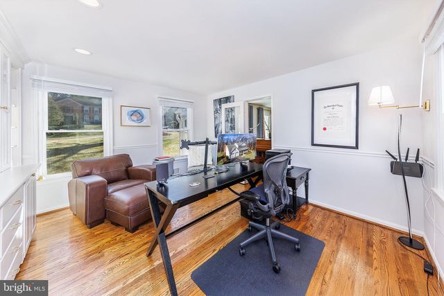 980 OLD HOLLY DR, Great Falls, VA 22066