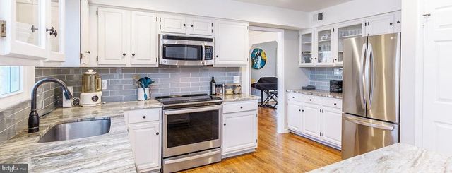 980 OLD HOLLY DR, Great Falls, VA 22066