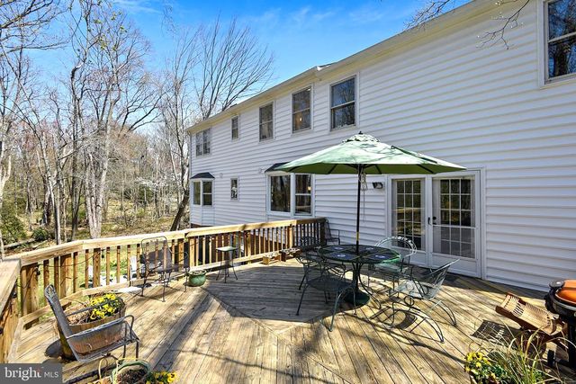 980 OLD HOLLY DR, Great Falls, VA 22066