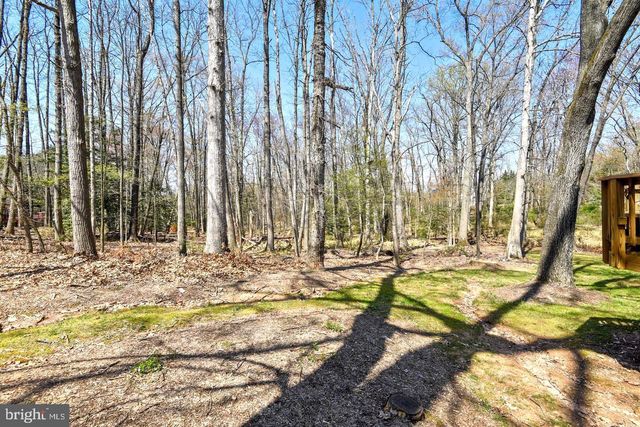 980 OLD HOLLY DR, Great Falls, VA 22066