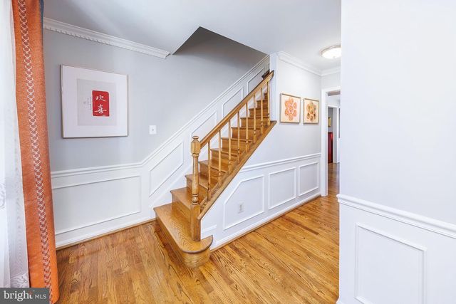 980 OLD HOLLY DR, Great Falls, VA 22066