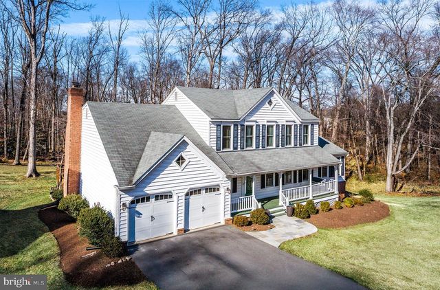 980 OLD HOLLY DR, Great Falls, VA 22066