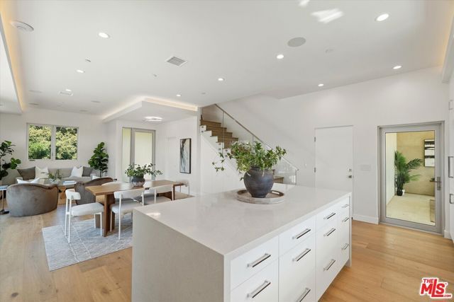 25638 Monte Nido Drive, Calabasas, CA 91302