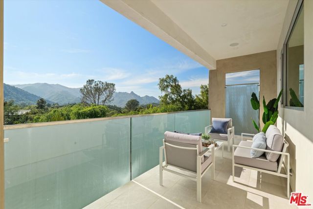 25638 Monte Nido Drive, Calabasas, CA 91302