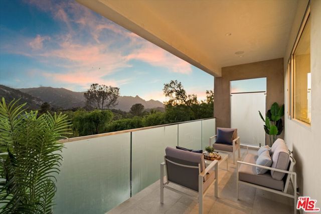 25638 Monte Nido Drive, Calabasas, CA 91302