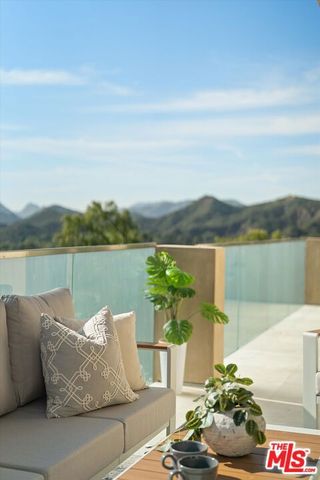 25638 Monte Nido Drive, Calabasas, CA 91302